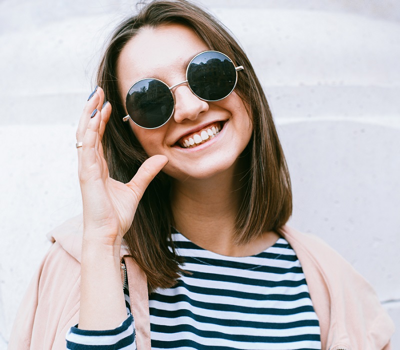 NATURAL TEETH WHITENING – How should we do it or should we?!